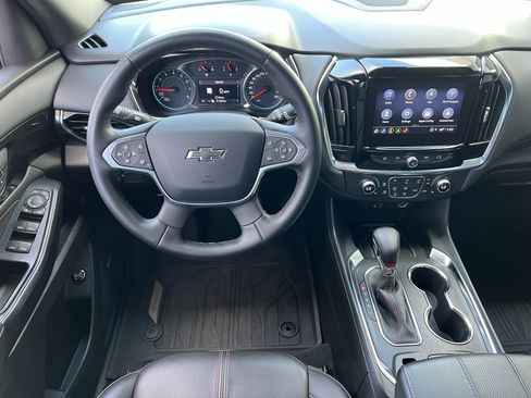 Used 2024 Chevrolet Traverse RS AWD/4WD image 36