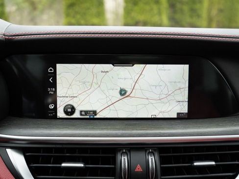 Used 2021 Alfa Romeo Stelvio Ti w/ Premium Package image 25