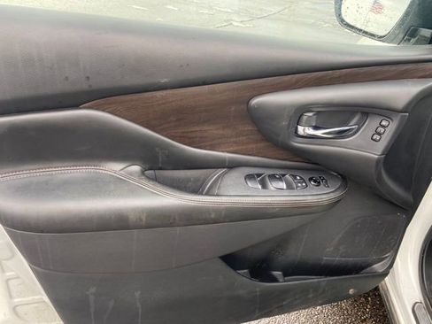 Used 2021 Nissan Murano Platinum image 16