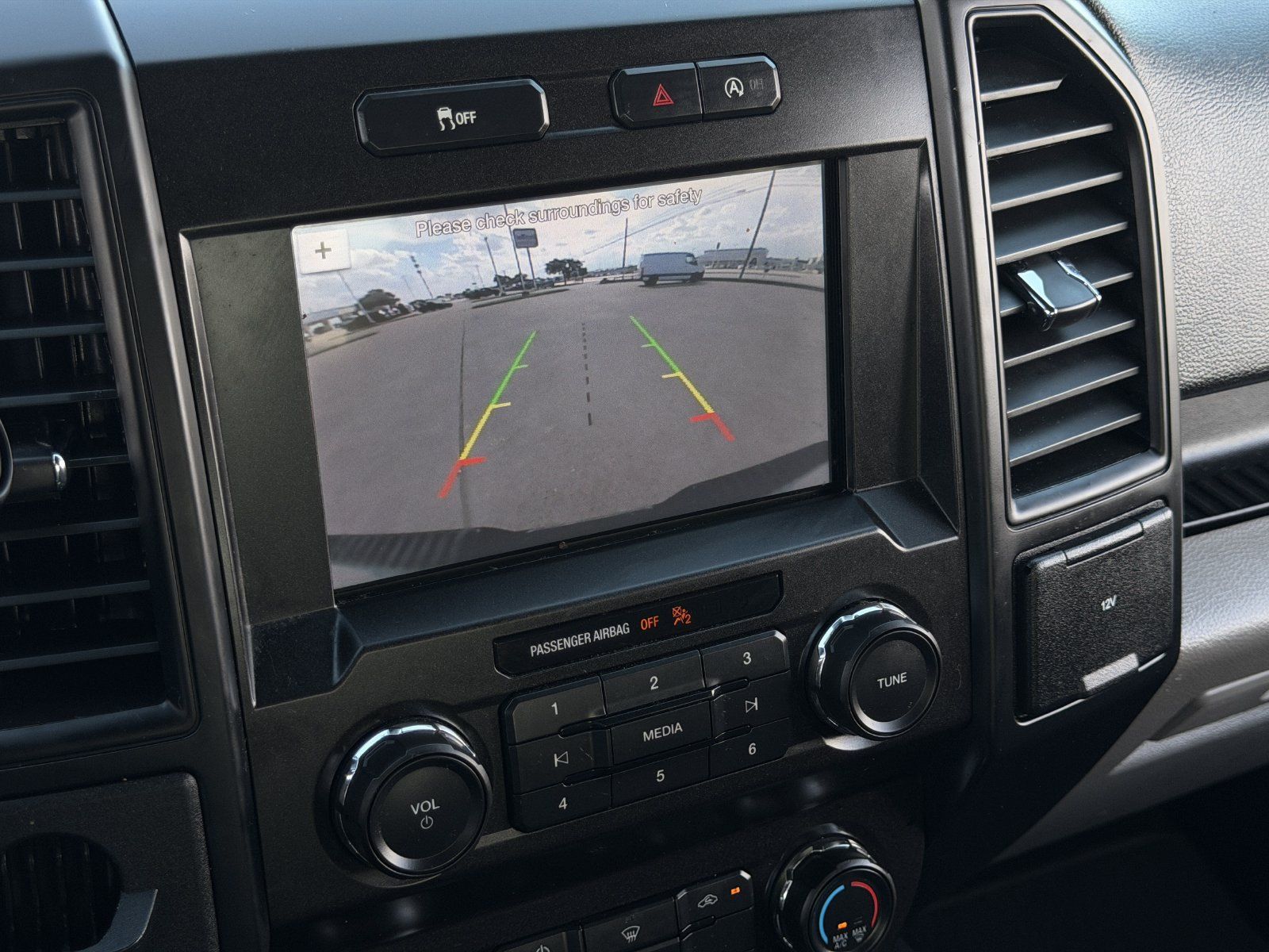 Used 2019 Ford F150 XL w/ Equipment Group 101A Mid RWD image 20