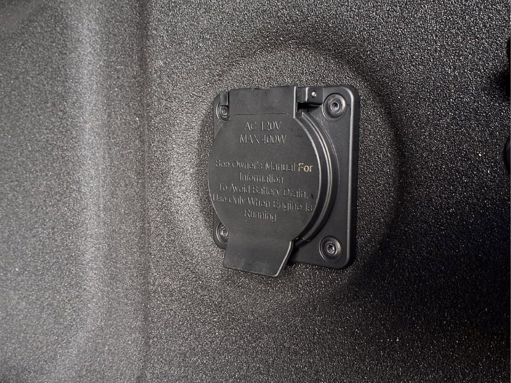 Used 2025 Nissan Frontier PRO-4X w/ Pro Premium Package AWD/4WD image 30
