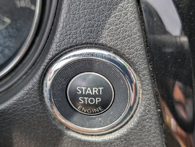 Used 2020 Nissan Rogue SV AWD/4WD image 24