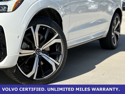 Certified 2022 Volvo XC60 T8 R-Design w/ Advanced Package image 11