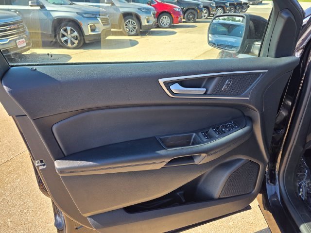 Used 2024 Ford Edge SEL AWD/4WD image 19