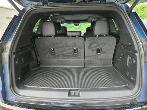Used 2026 GMC Acadia Denali w/ Super Cruise Package AWD/4WD image 18