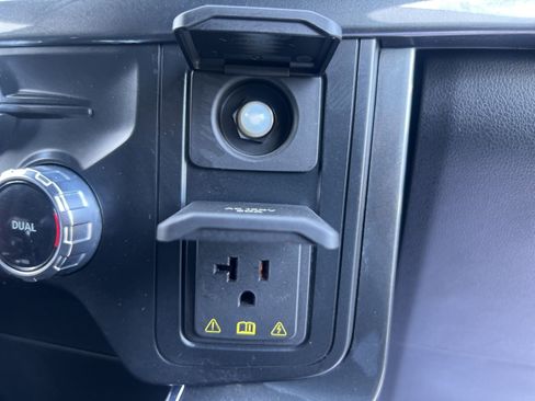 Used 2022 Ford F150 XLT w/ Equipment Group 302A High image 35