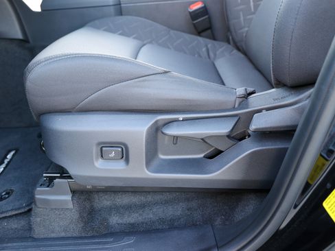 Certified 2025 Toyota Tacoma SR5 image 41