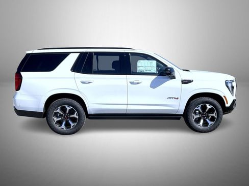 New 2026 GMC Yukon AT4 Ultimate w/ LPO, Floor Liner Package AWD/4WD image 4