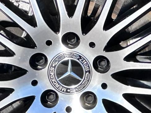 Certified 2026 Mercedes-Benz C 300 4MATIC Sedan image 17