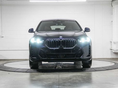 Used 2024 BMW X6 xDrive40i w/ Executive Package image 2