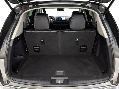 Used 2023 Acura MDX SH-AWD w/ Technology Package image 35