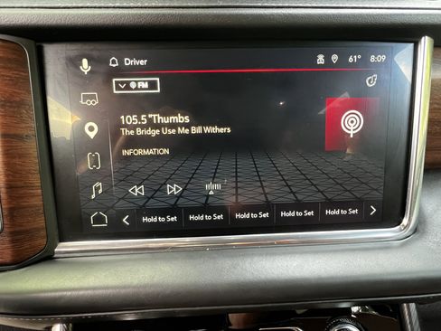 Used 2023 GMC Yukon Denali Ultimate AWD/4WD image 24