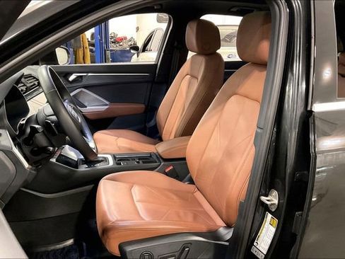 Certified 2023 Audi Q3 2.0T Premium w/ Convenience Package image 25