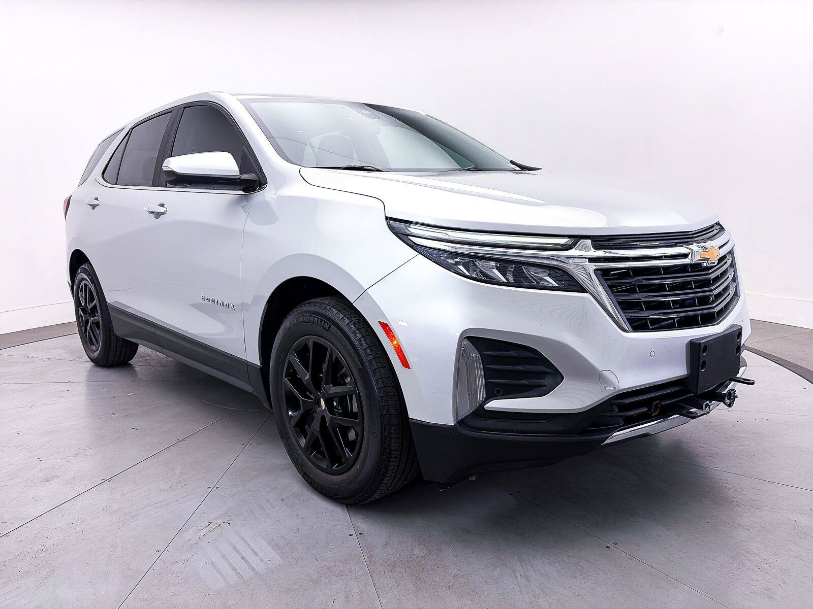 Used 2022 Chevrolet Equinox LT FWD image 9