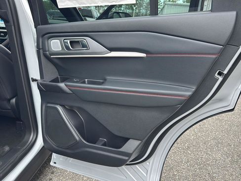 New 2026 Ford Explorer ST w/ Sun And Sound Package image 19