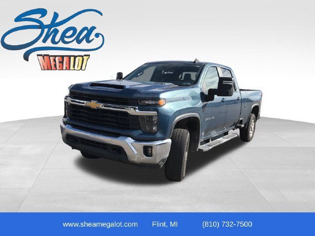 Used 2025 Chevrolet Silverado 3500 LT w/ Convenience Package AWD/4WD image 1