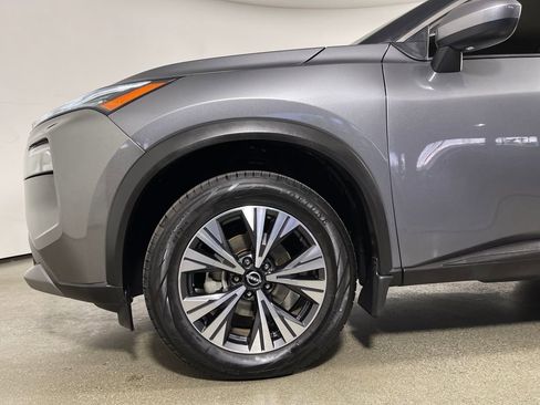 Used 2023 Nissan Rogue SV image 12