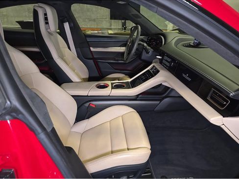 Used 2022 Porsche Taycan Turbo S AWD/4WD image 8