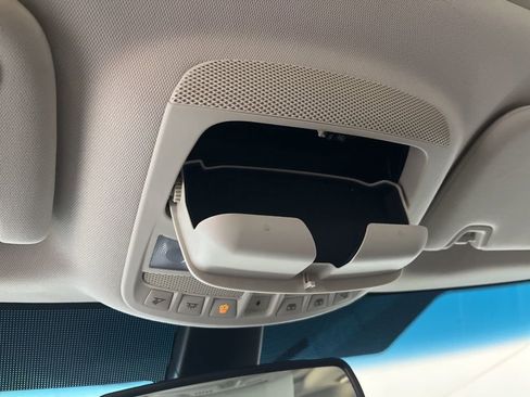 Used 2015 Ford Edge Titanium w/ Equipment Group 302A image 75