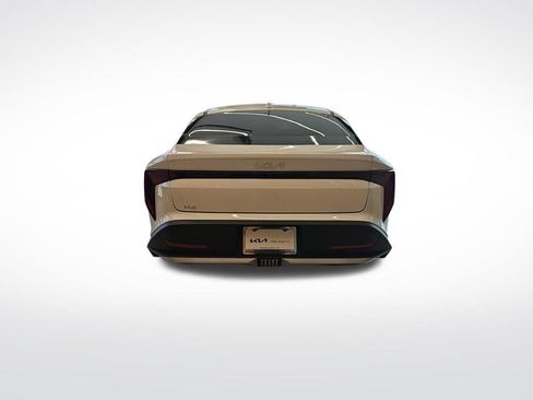 Used 2025 Kia K4 LXS image 4