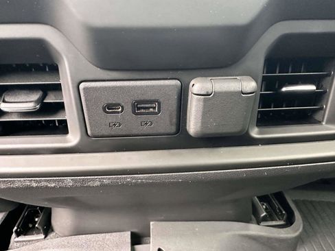 Used 2021 Chevrolet Silverado 1500 LT Trail Boss w/ Convenience Package II image 14