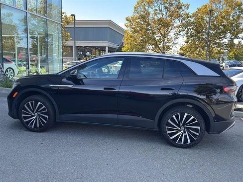 Used 2023 Volkswagen ID.4 Pro S Plus AWD/4WD image 7