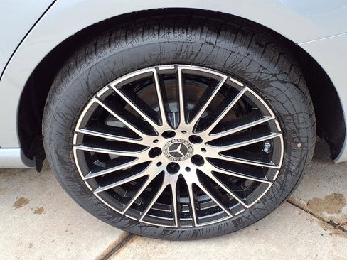 New 2025 Mercedes-Benz C 300 C 300 image 11