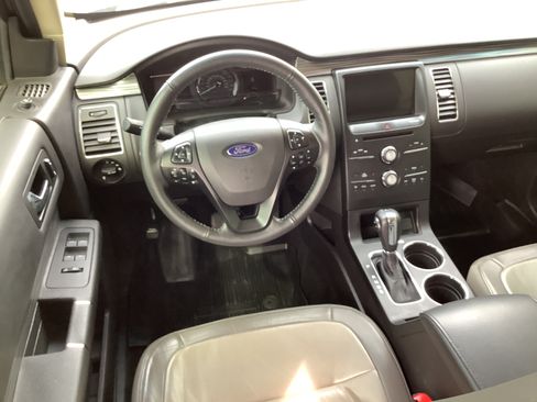 Used 2019 Ford Flex SEL w/ Equipment Group 202A FWD image 12