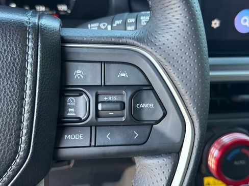 Used 2026 Toyota 4Runner TRD Off-Road Premium AWD/4WD image 26
