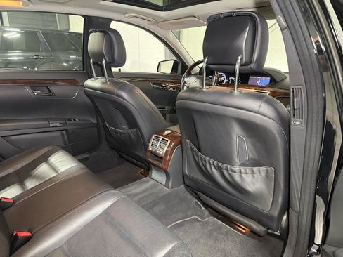 Used 2012 Mercedes-Benz S 550 4MATIC image 28