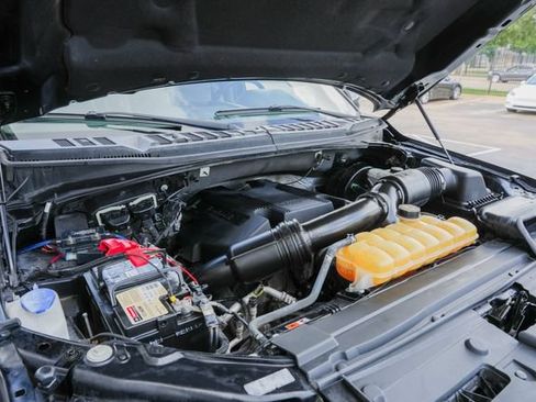 Used 2017 Ford F150 Lariat RWD image 30