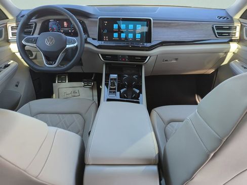 New 2026 Volkswagen Atlas SEL Premium R-Line image 18