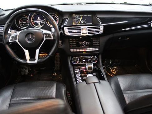 Used 2012 Mercedes-Benz CLS 63 AMG image 2