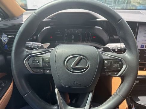 Used 2024 Lexus NX 250 FWD w/ Towing Package (2000 Lbs) image 20