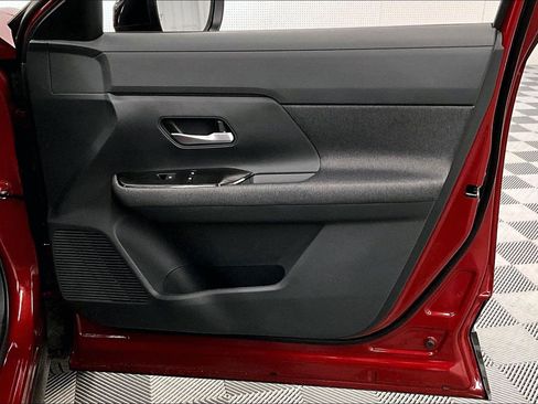 New 2026 Nissan Kicks SV FWD image 33