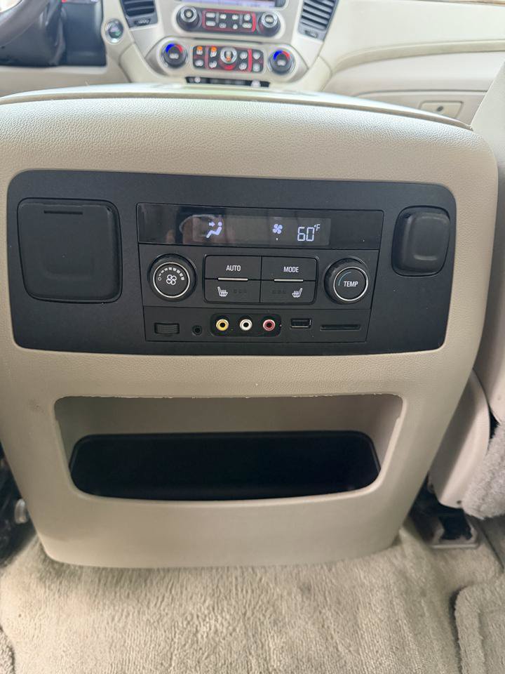 Used 2015 GMC Yukon Denali AWD/4WD image 8