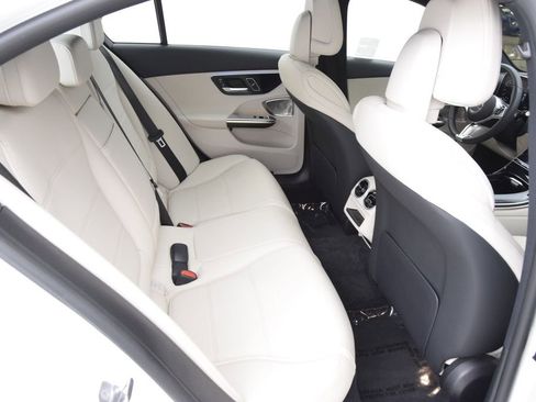 Used 2023 Mercedes-Benz C 300 Sedan image 19