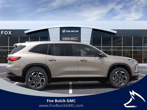 Used 2026 Buick Enclave Sport Touring w/ Power Package image 5