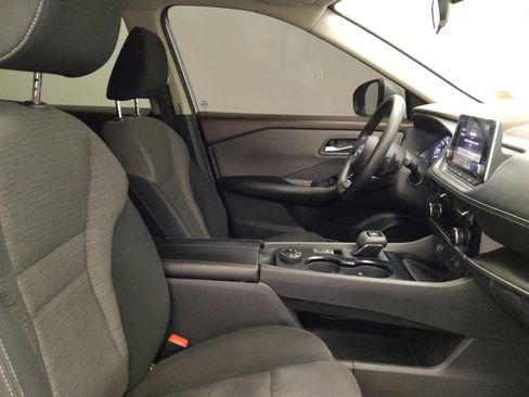 Used 2022 Nissan Rogue SV image 21