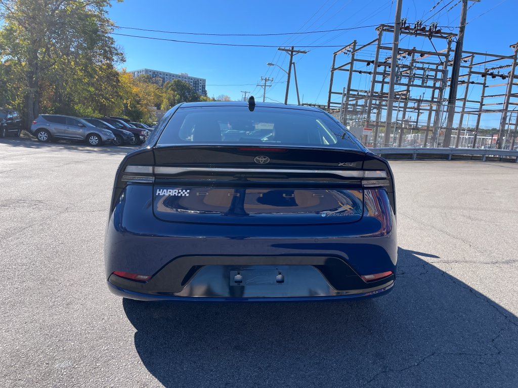 Certified 2024 Toyota Prius Prime FWD image 4