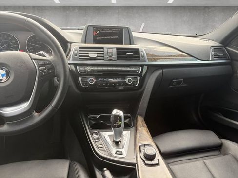 Used 2017 BMW 330e RWD image 3