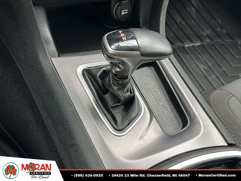 Used 2020 Dodge Charger SXT AWD/4WD image 26