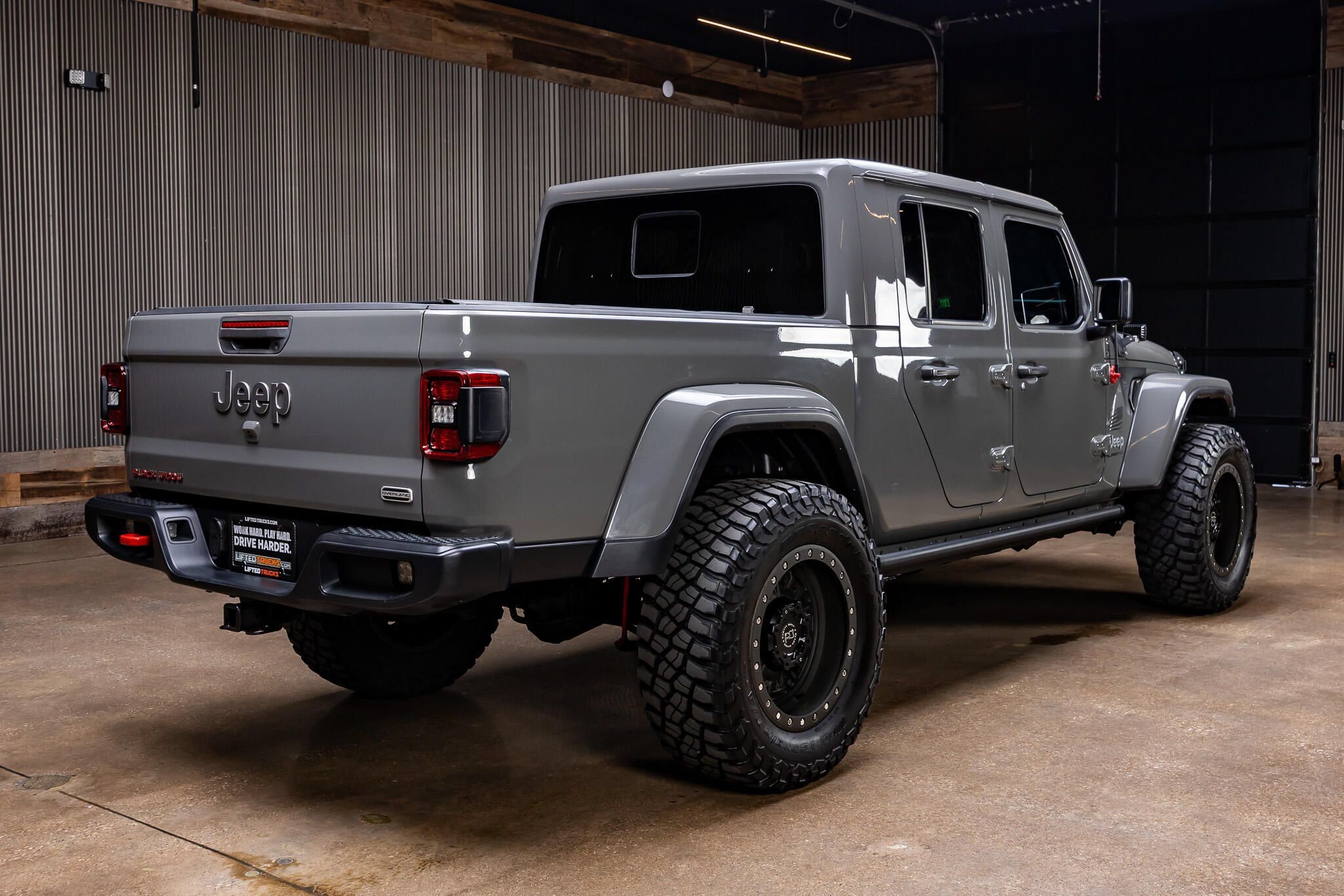 Used 2021 Jeep Gladiator Overland w/ Popular Equipment Package AWD/4WD image 9