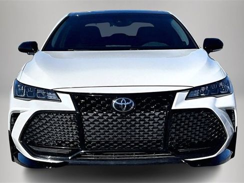 Used 2021 Toyota Avalon TRD image 3