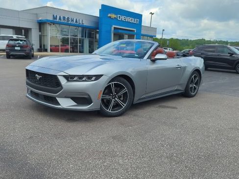 Used 2024 Ford Mustang Premium RWD image 5