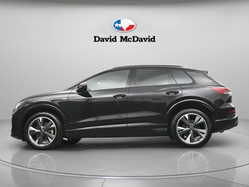 Used 2023 Audi Q4 e-tron Prestige w/ Black Optic Package image 8