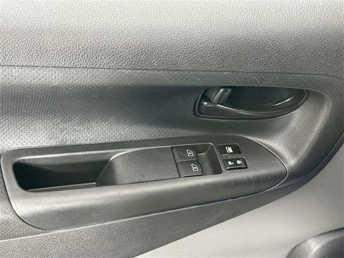 Used 2019 Nissan NV200 S image 21