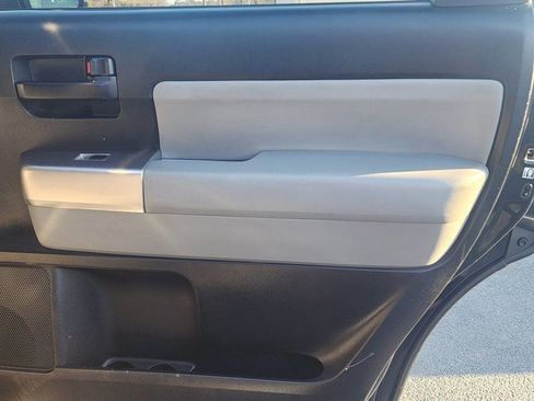 Used 2020 Toyota Sequoia SR5 image 8