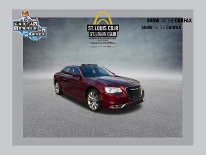 Used 2019 Chrysler 300 Touring w/ Quick Order Package 2EF