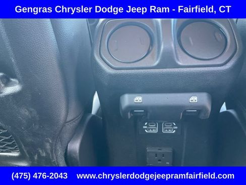 Used 2024 Jeep Wrangler Unlimited Sahara w/ Safety Group AWD/4WD image 29